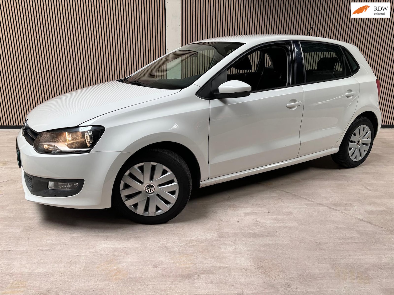 Volkswagen Polo - 1.4-16V Airco Nieuwe Distributieriem ! - AutoWereld.nl