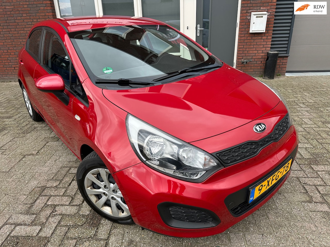 Kia Rio - 1.2 CVVT ComfortLine / 5DRS / Airco / NAP - AutoWereld.nl