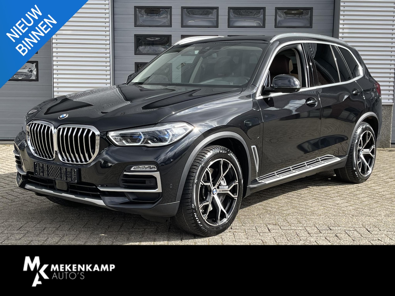 BMW X5 - xDrive45e High Executive 20"/Leder/LED Laser/Harman Kardon/Stoelverwarming/Active steering - AutoWereld.nl