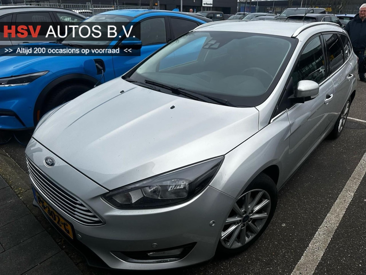 Ford Focus Wagon - 1.0 Titanium navi LM airco 1e eigenaar - AutoWereld.nl