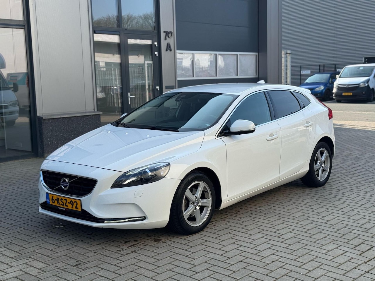 Volvo V40 - 1.6 D2 Momentum 1.6 D2 Momentum - AutoWereld.nl