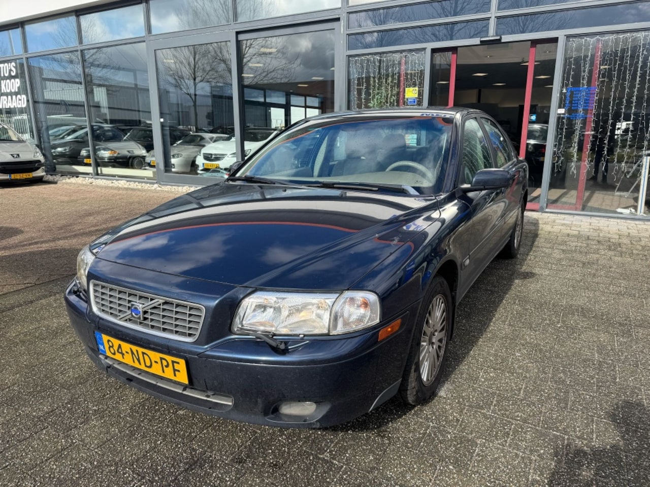 Volvo S80 - 2.4 Elite NAVI 100% OND. APK 10-25 BJ 2003 !!! - AutoWereld.nl