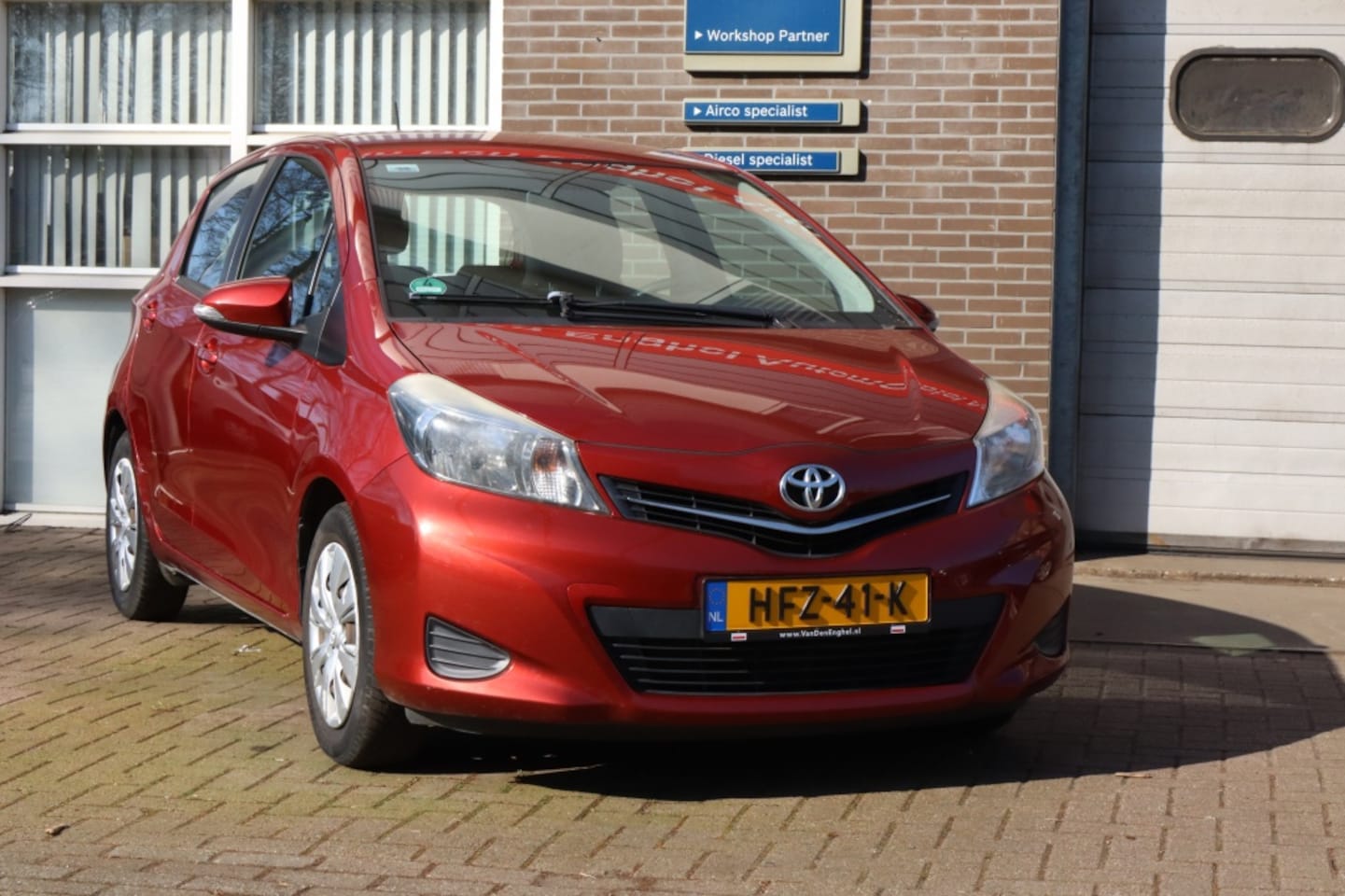 Toyota Yaris - 1.3 VVT-i Dynamic 1.3 VVT-i Dynamic - AutoWereld.nl