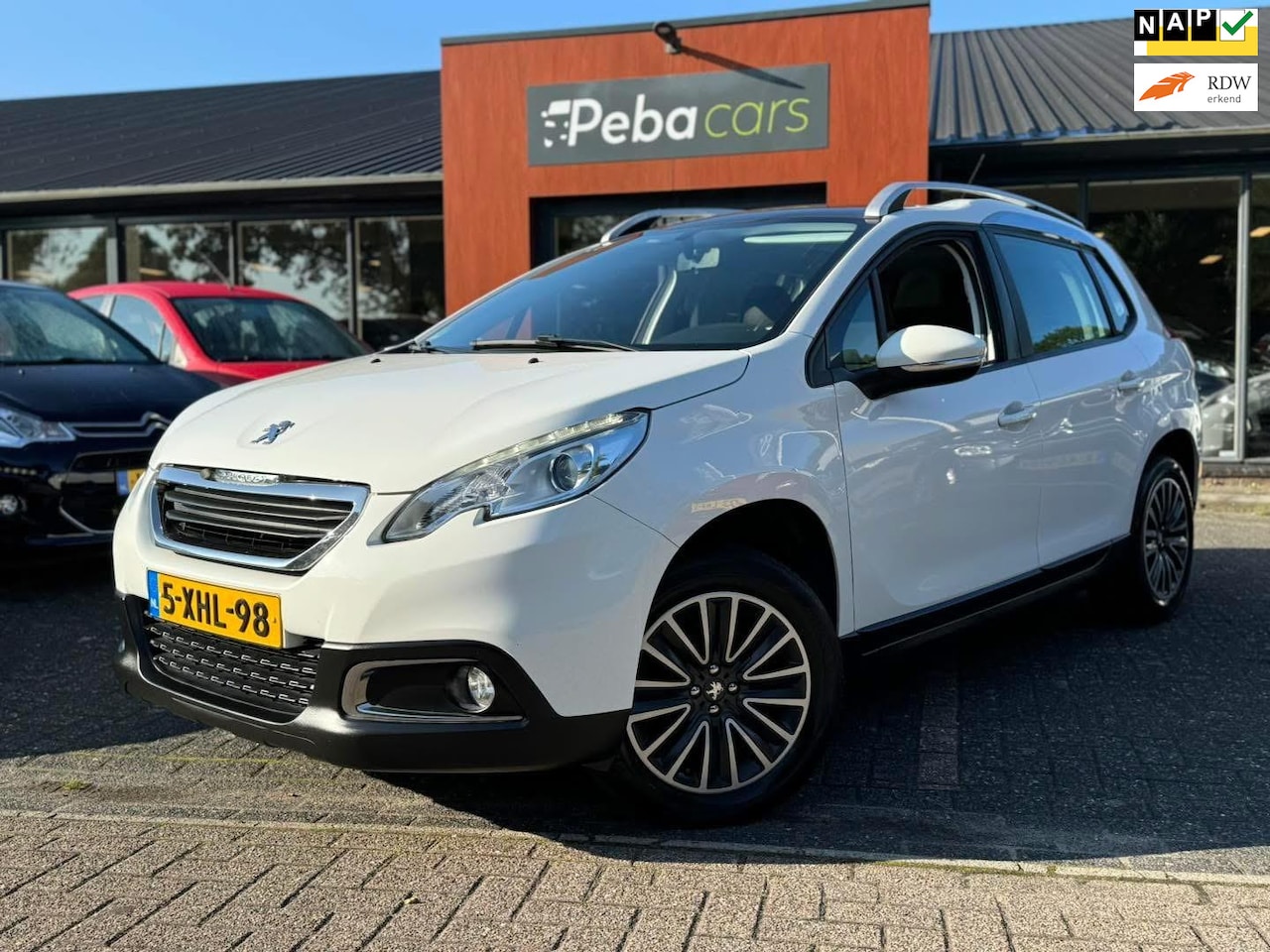 Peugeot 2008 - 1.2 VTi Active*Automaat*Navigatie*Panoramadak*Cruise Controll. - AutoWereld.nl