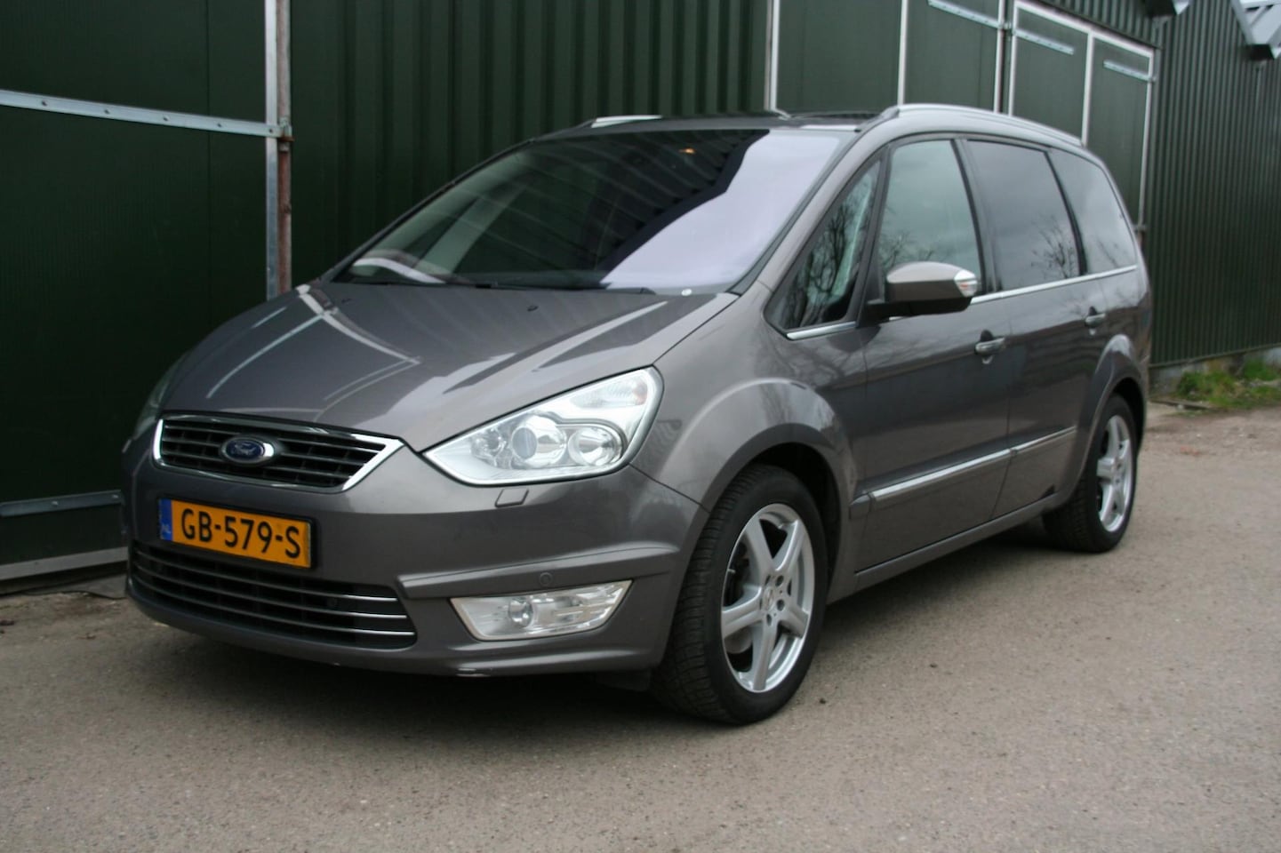 Ford Galaxy - 1.6 SCTi Platinum EXPORT PRICE EXCL BPM 7 PERSOONS, LEER, NAVIGATIE, TREKHAAK - AutoWereld.nl