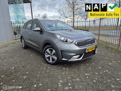 Kia Niro - 1.6 GDi Hybrid|Carplay|Camera|Rijklaar