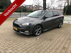 Ford Focus Wagon - ST-LINE VOLL OPTE, S