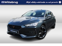 CUPRA Leon - 1.4 e-Hybrid 204pk Performance DSG Automaat / Navigatie / Panorama dak / LM 18 inch / APP