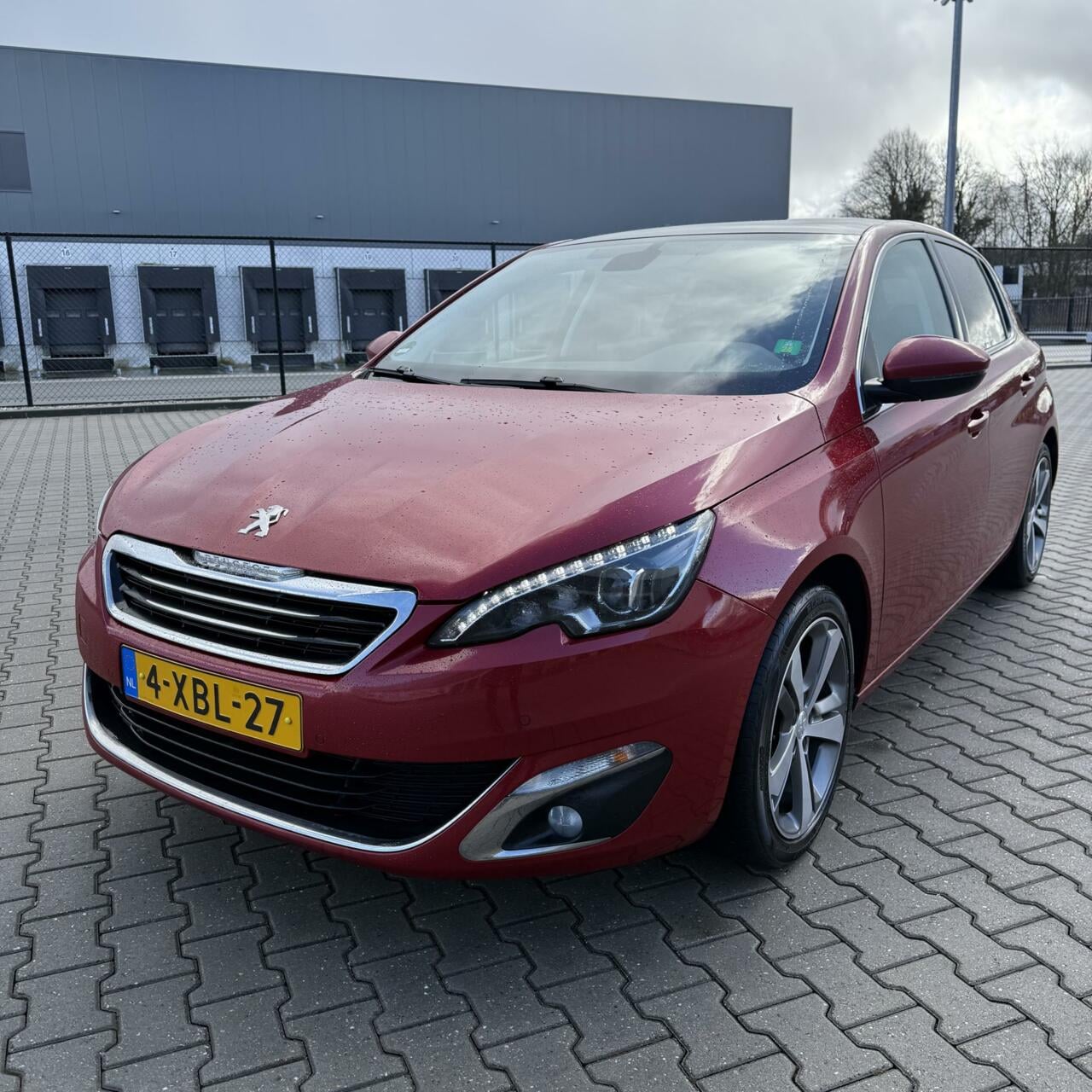 Peugeot 308 - 1.6 Allure 2014 / Panoramadak / Navi / Trekhaak - AutoWereld.nl