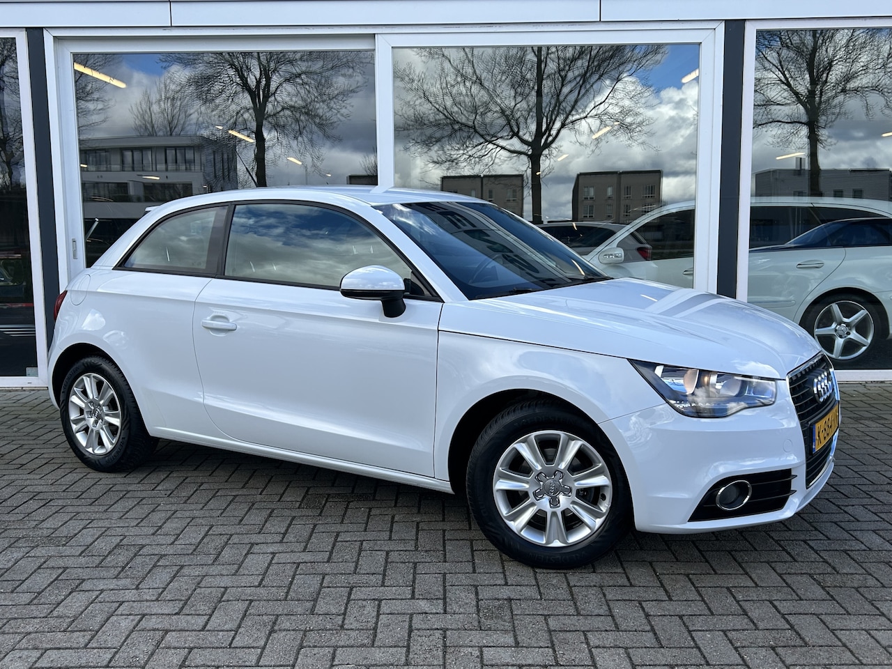 Audi A1 - 1.2 TFSI Ambition 50% deal 3.975,- ACTIE Clima / Stoelverwarming / Bluetooth / Onderhoudsb - AutoWereld.nl