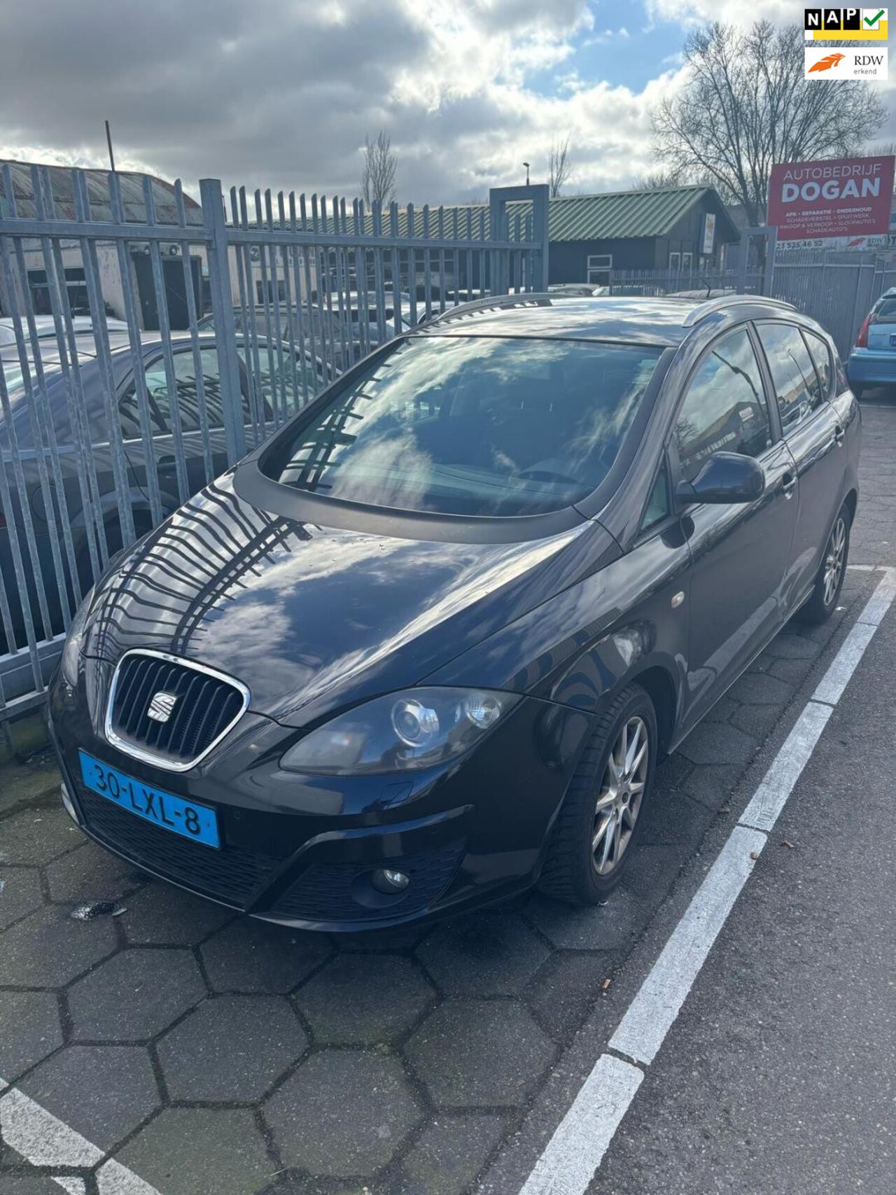 Seat Altea XL - 1.6 TDI Businessline High 1.6 TDI Businessline High - AutoWereld.nl