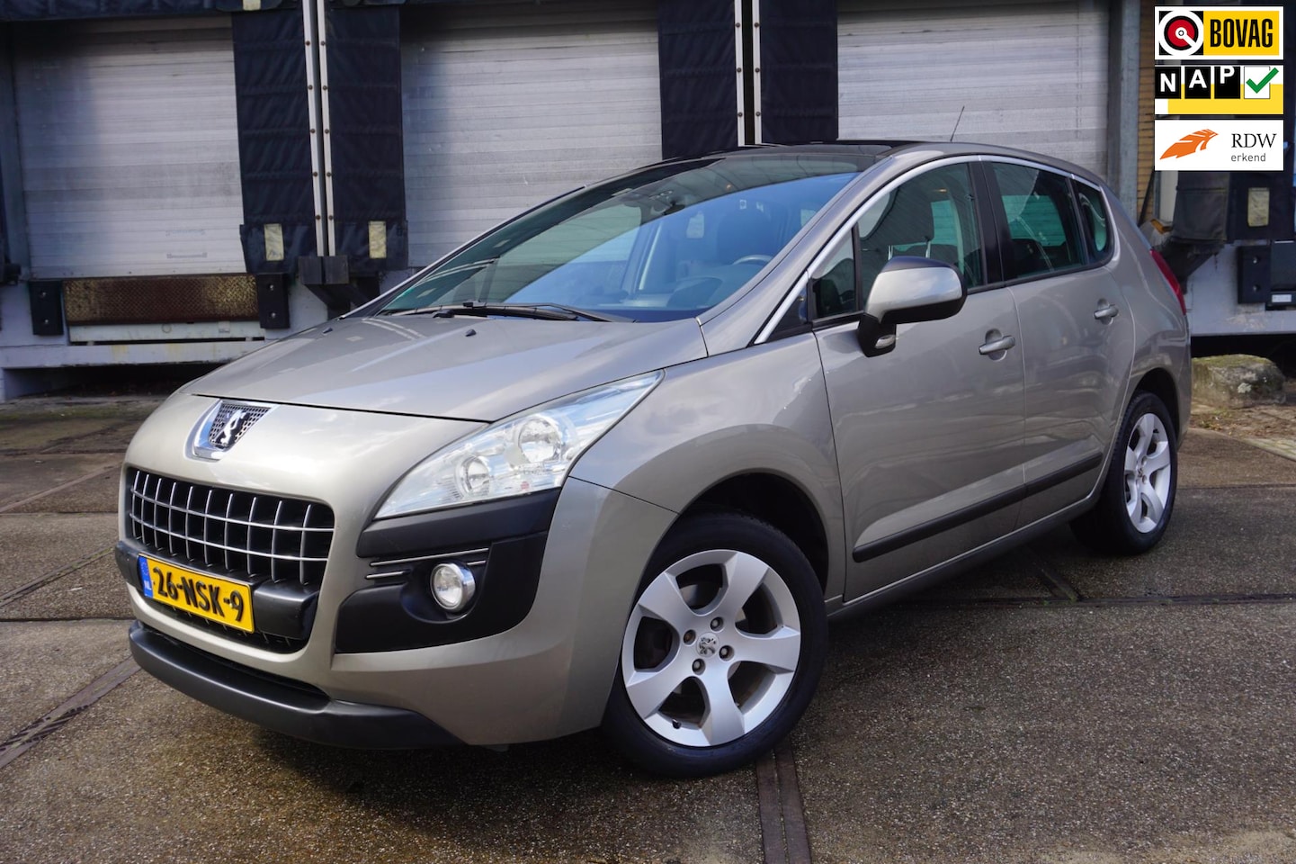 Peugeot 3008 - 1.6 VTi ST * Cruise * Pano * Airco * - AutoWereld.nl