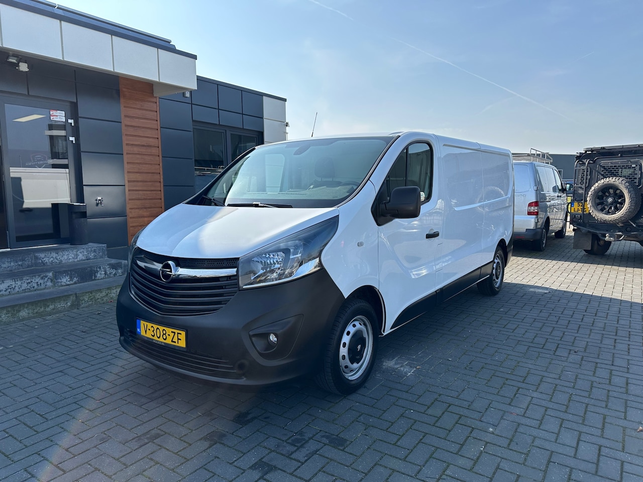 Opel Vivaro - 1.6 CDTI L2 Navi 3 persoons 2019 Euro 6 125 Pk - AutoWereld.nl