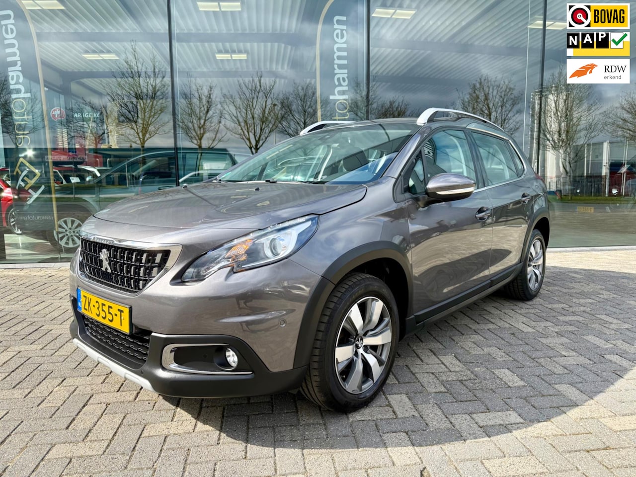 Peugeot 2008 - 1.2 110pk GT-line, CarPlay, PDC, Navi, Clima, Cruise - AutoWereld.nl