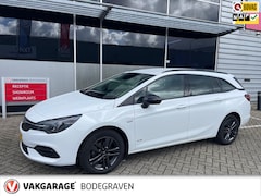 Opel Astra Sports Tourer - 1.2 Design & Tech / camera / trekhaak