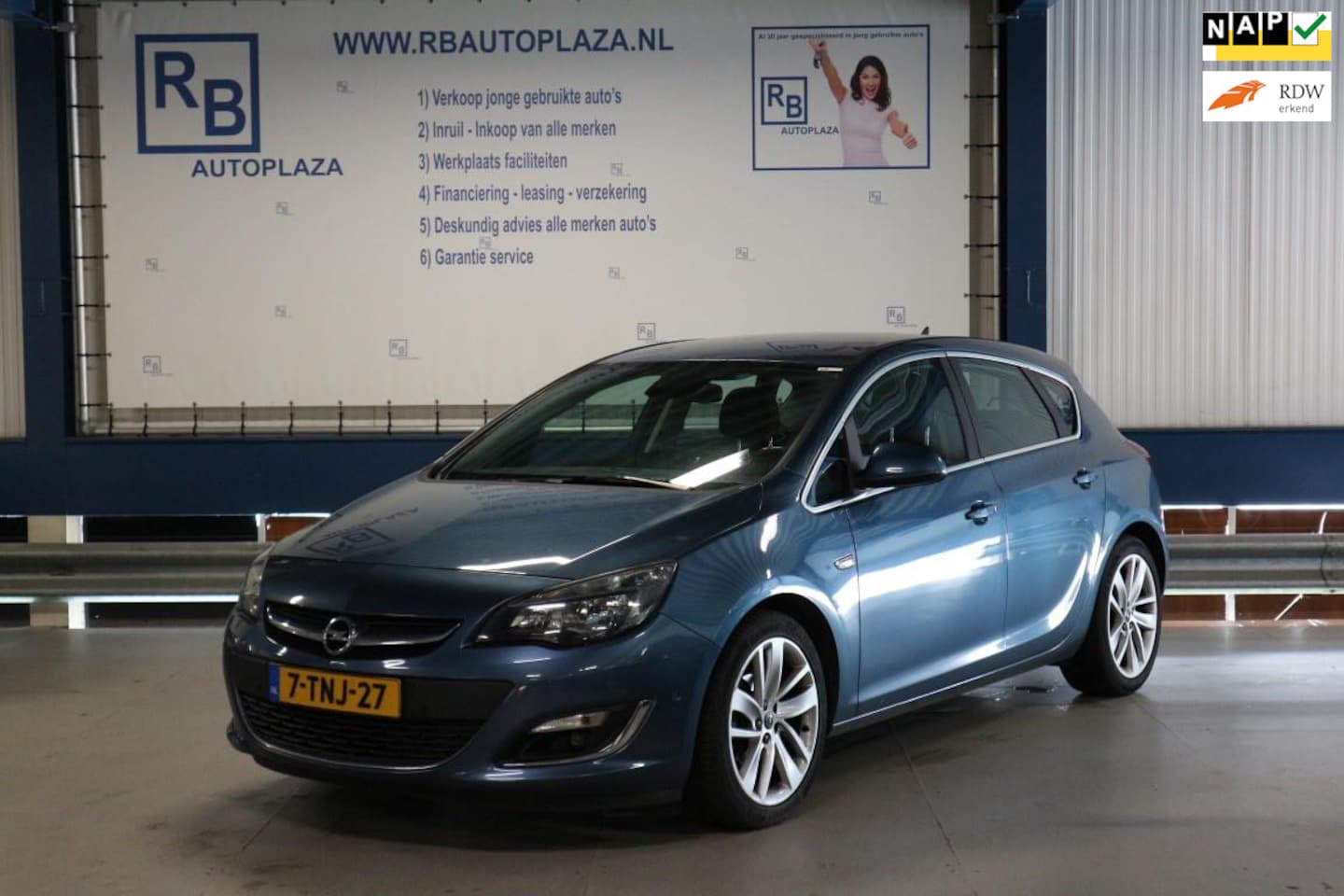 Opel Astra - 1.4 Turbo Sport / Camera / Sport Interieur / TOP AUTO ! - AutoWereld.nl