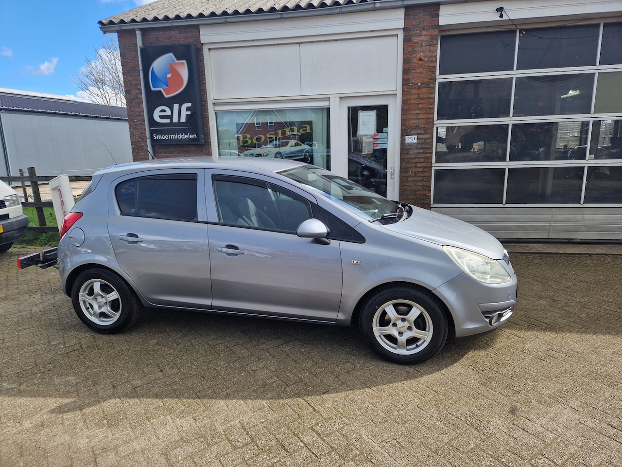 Opel Corsa - 1.2-16V "Selection" 5 Deurs - Airco - Lm velgen - Apk 10-03-2026 !! - AutoWereld.nl