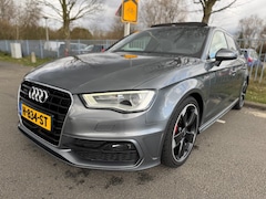 Audi A3 Sportback - 2.0 TDI quattro S Line 184 PK DSG Pano Keyles Xenon