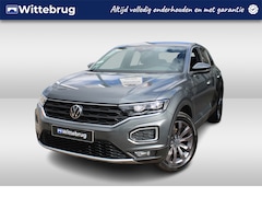 Volkswagen T-Roc - 1.5 TSI 150pk Sport DSG automaat Virtual Cockpit / LM 17 inch / LED / Navi by App / Beats