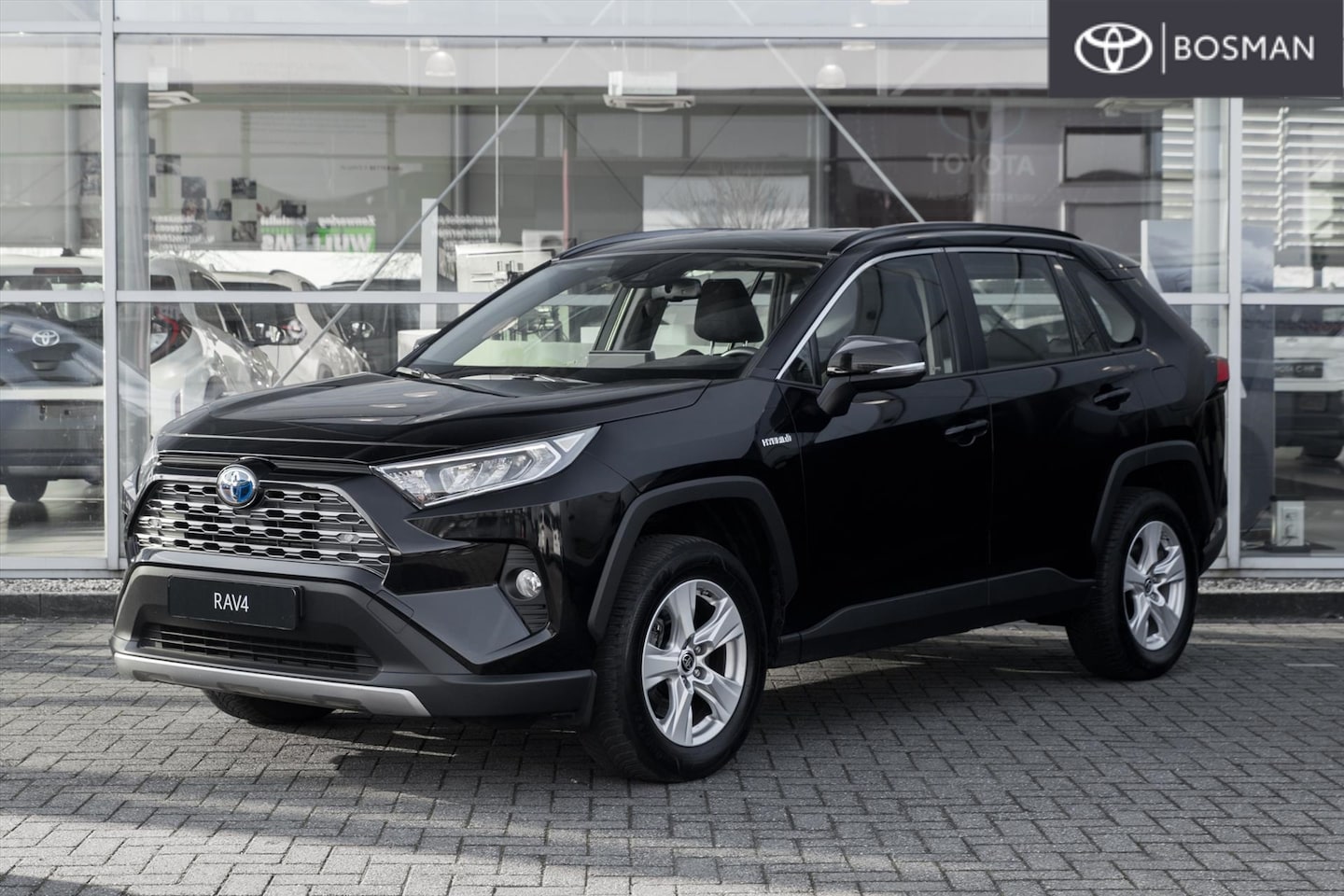 Toyota RAV4 - 2.5 Hybrid 218pk CVT Dynamic - AutoWereld.nl