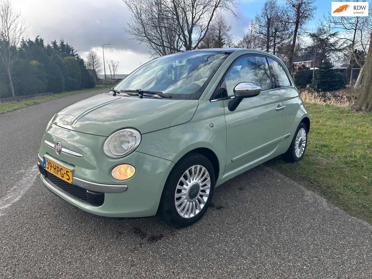 Fiat 500 - 1.2 Lounge|panoramadak|airco|nette auto - AutoWereld.nl