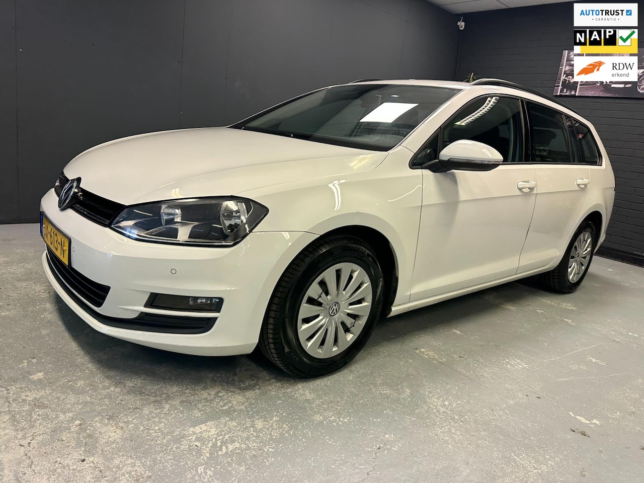 Volkswagen Golf Variant - 1.6 TDI BlueMotion NAP NL 1eigenaar dealer onderhouden. - AutoWereld.nl