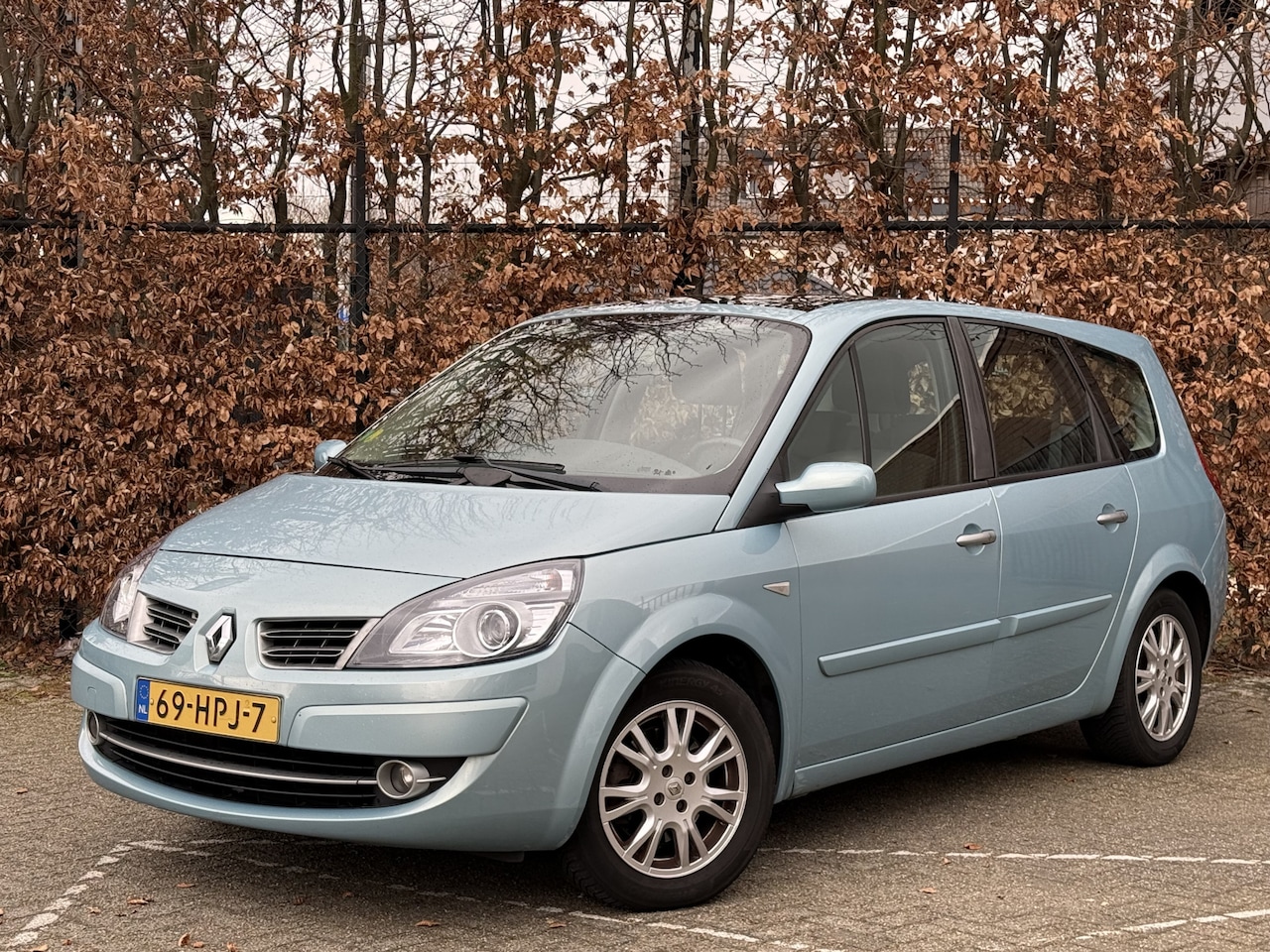 Renault Grand Scénic - 1.6-16V Sélection Business 7p. 1.6-16V Sélection Business 7p., 112Pk, 2009, 2de eigenaar, Nieuwe APK, Cruise control, Cli - AutoWereld.nl