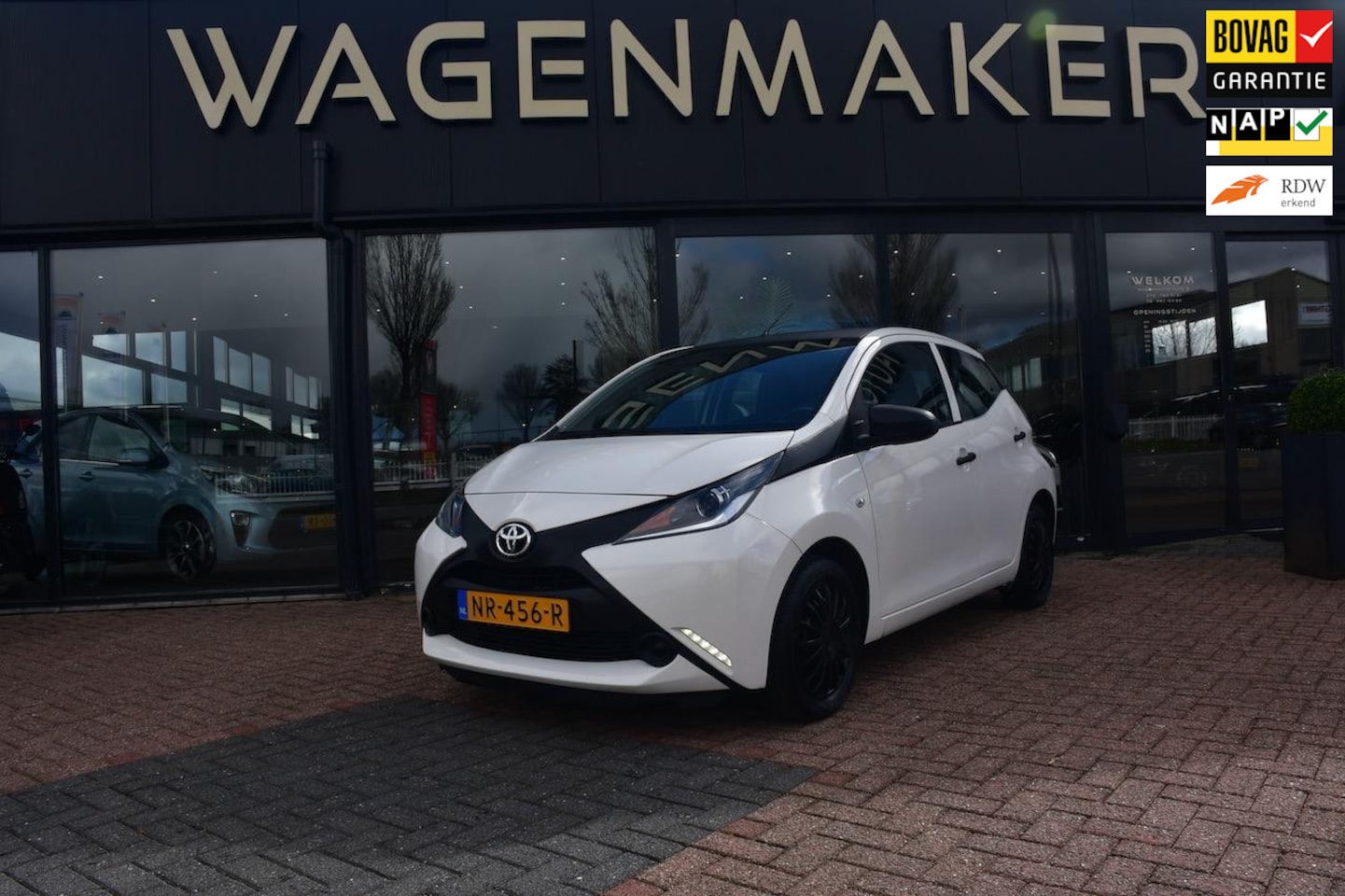 Toyota Aygo - 1.0 VVT-i x-now Airco|Elektrische pak|GoedOH! - AutoWereld.nl