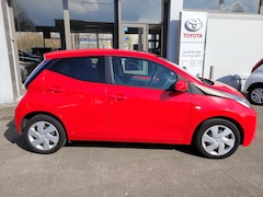 Toyota Aygo - 1.0 VVT-i x-now Limited Airco|Cruise|El.ramen|El.spiegels|Audio