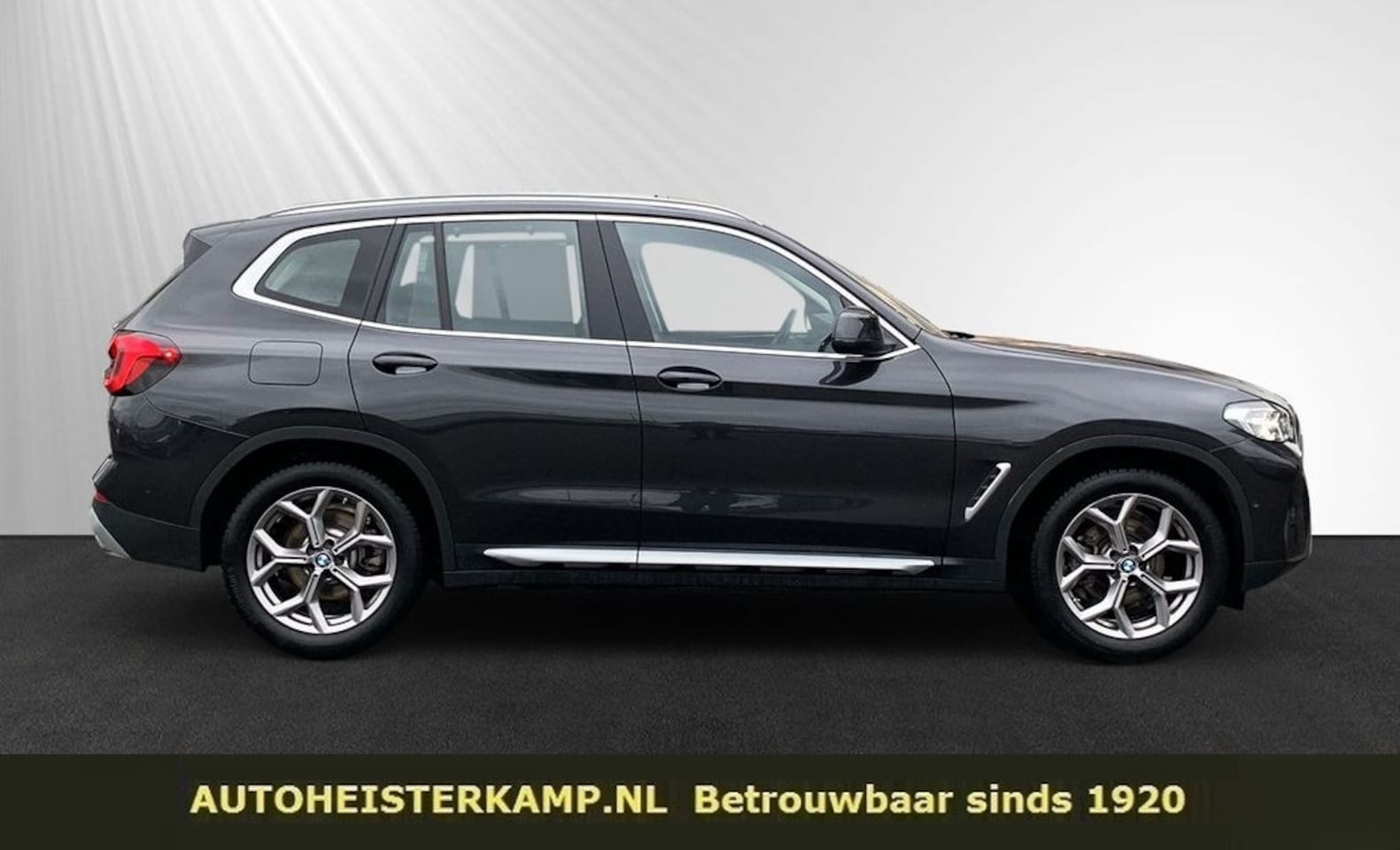 BMW X3 - xDrive20i ACC Trekhaak Leder Sportstoelen Live Cockpit Harman Kardon Stoelverwarming Stuur - AutoWereld.nl