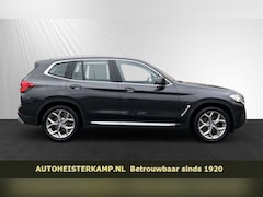 BMW X3 - xDrive20i ACC Trekhaak Leder Sportstoelen Live Cockpit Harman Kardon Stoelverwarming Stuur