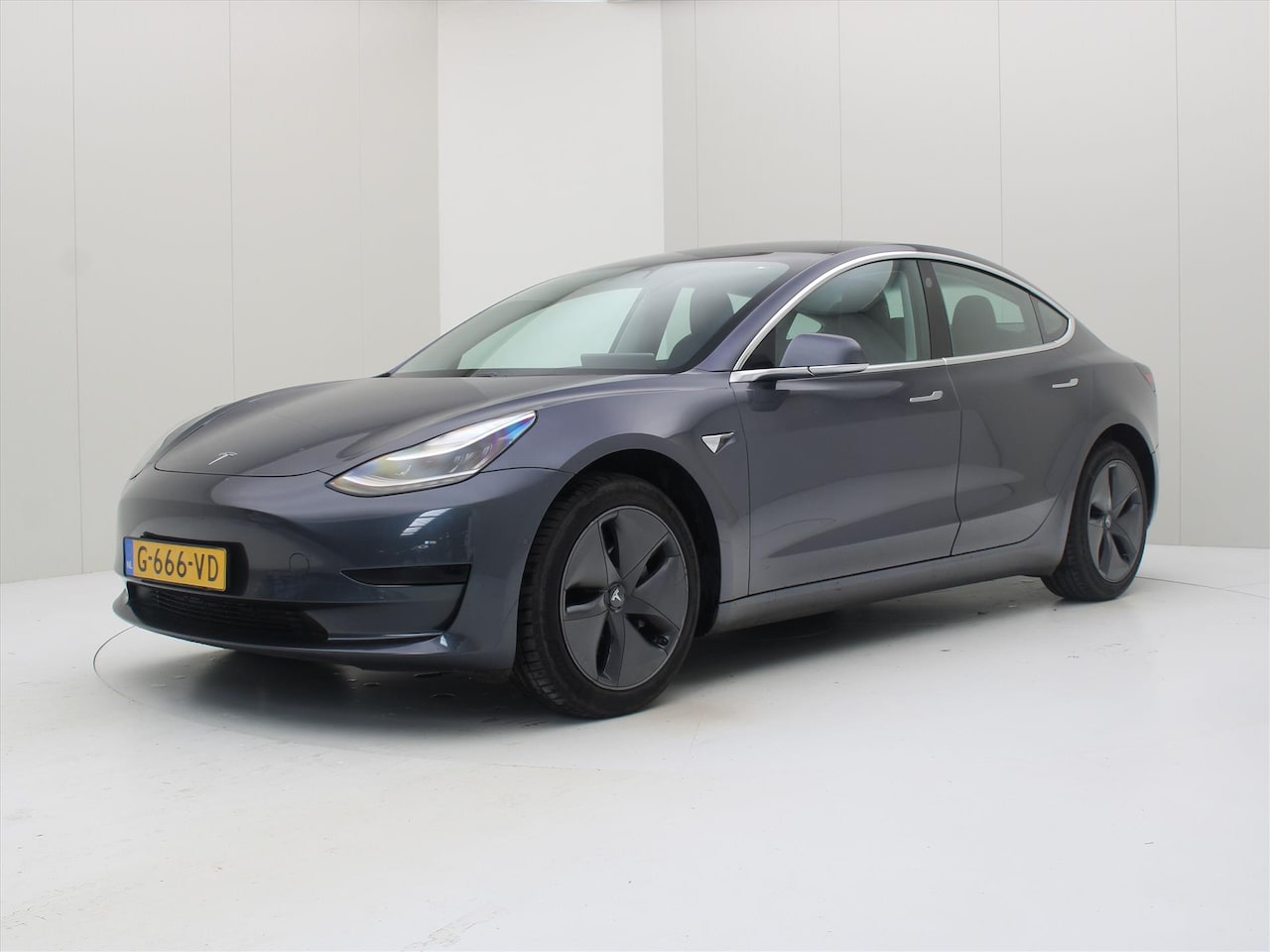 Tesla Model 3 - Standard RWD Plus [ AUTOPILOT+60 kWh+PREMIUM AUDIO ] - AutoWereld.nl