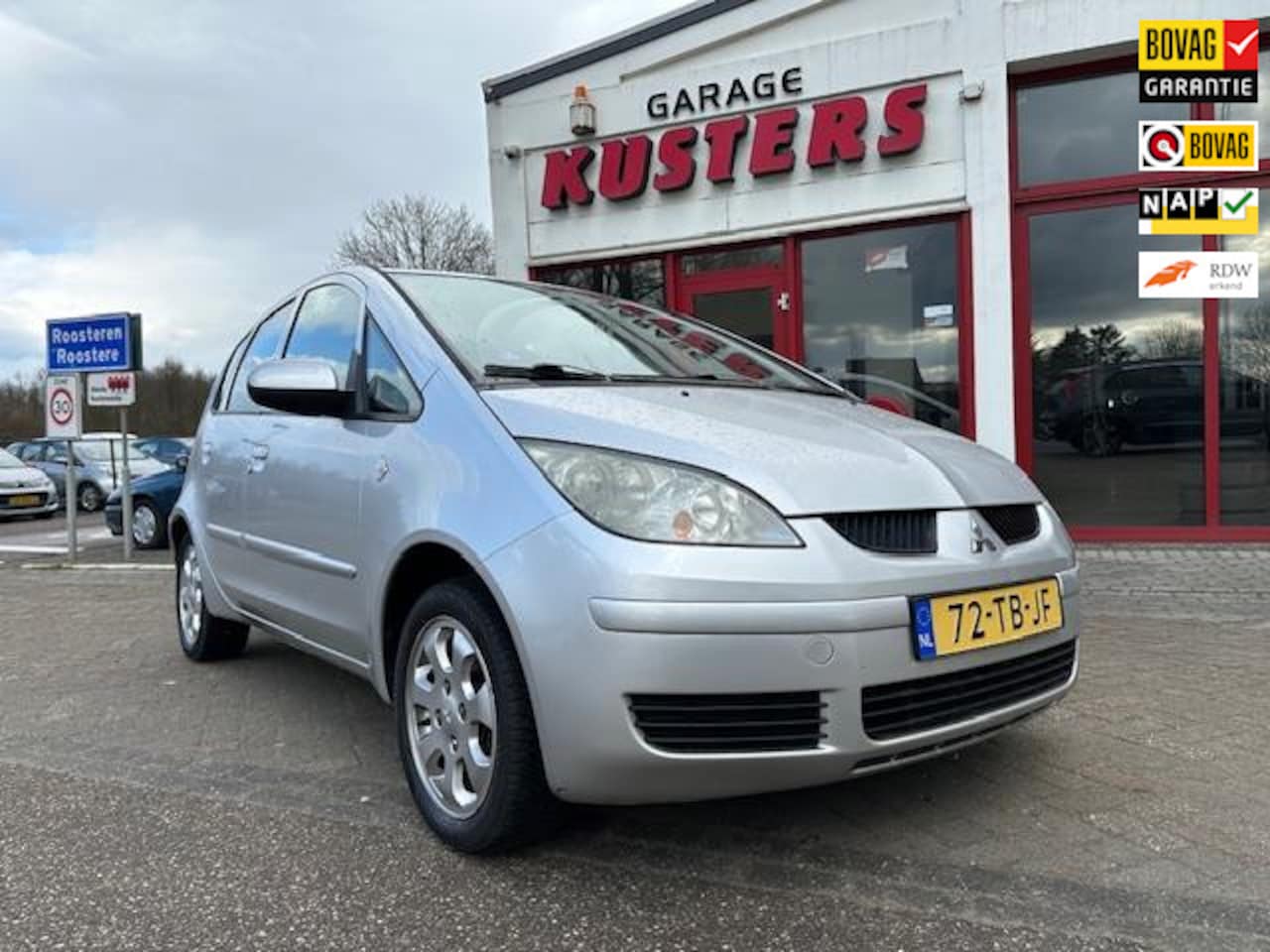 Mitsubishi Colt - 1.3 Invite - AutoWereld.nl