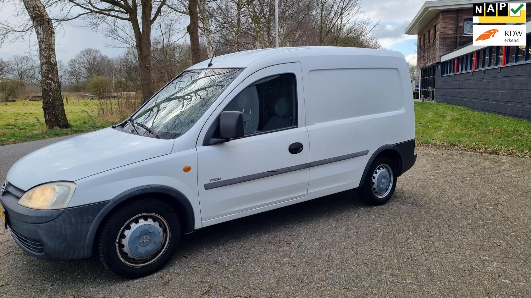 Opel Combo - 1.6 BENZINE 145000KM NAP NETTE STAAT APK 5-2025 - AutoWereld.nl