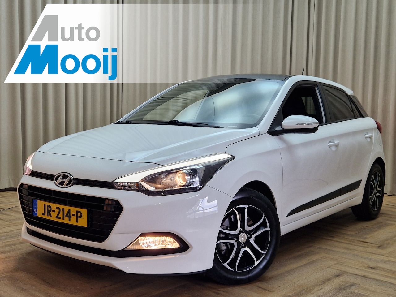 Hyundai i20 - 1.0 T-GDI Go! *Nieuwe ketting* Camera / Navigatie / Trekhaak / Cruise Control / Airco / 15 - AutoWereld.nl