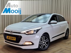 Hyundai i20 - 1.0 T-GDI Go *Nieuwe ketting* Camera / Navigatie / Trekhaak / Cruise Control / Airco / 15'