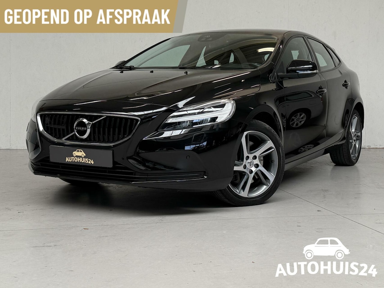 Volvo V40 - 1.5 T3 Nordic+ AUTOMAAT LED|INTELLISAFE|DAB|ADAP.CRUISE - AutoWereld.nl