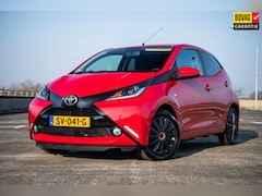 Toyota Aygo - 1.0 VVT-i | Airco | Achteruitrijcamera | Cruise Control | Navigatie |