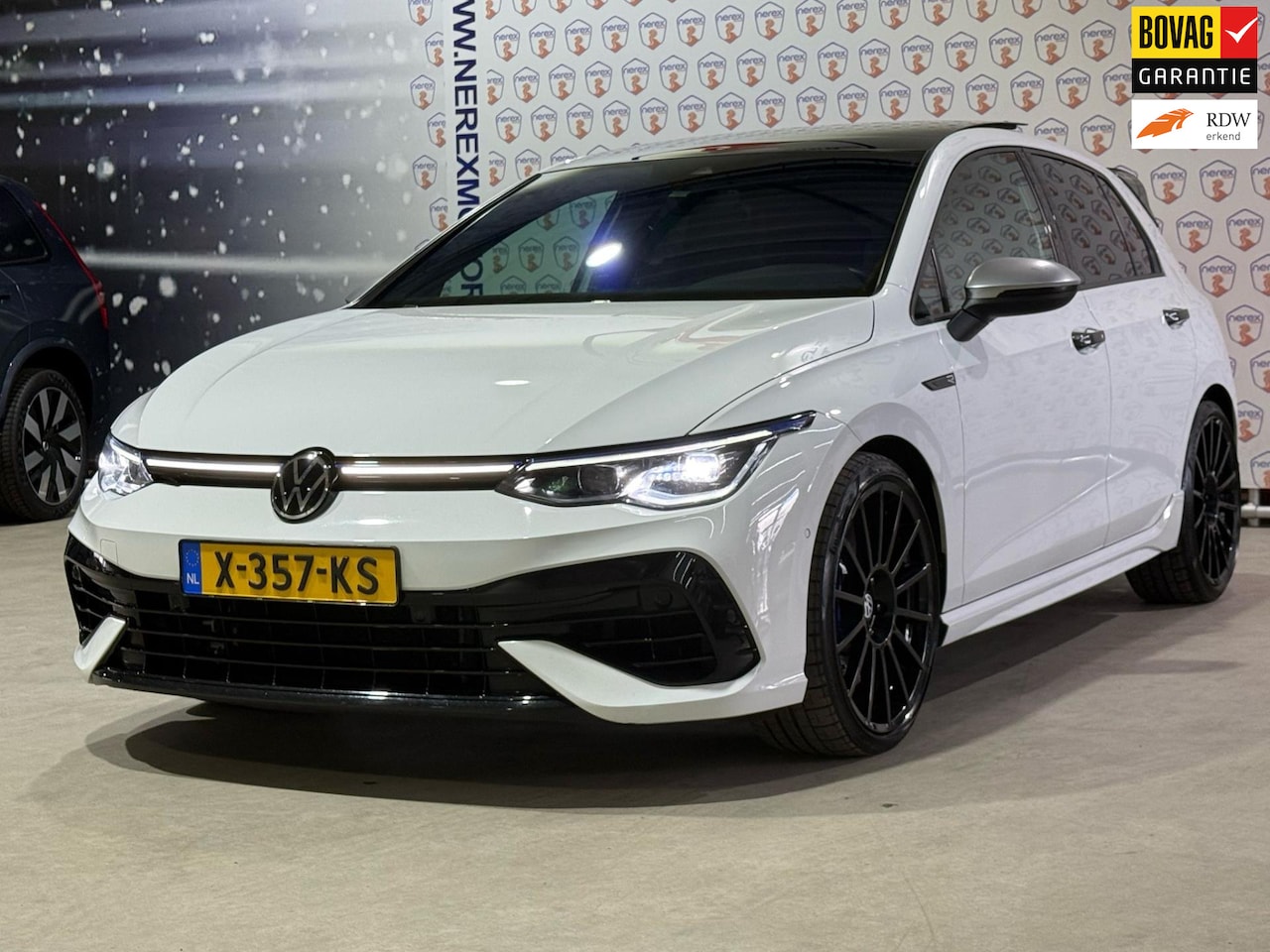 Volkswagen Golf - 2.0 TSI R 4Motion | Pano | iQ Light | Memory | Sport uitlaat - AutoWereld.nl