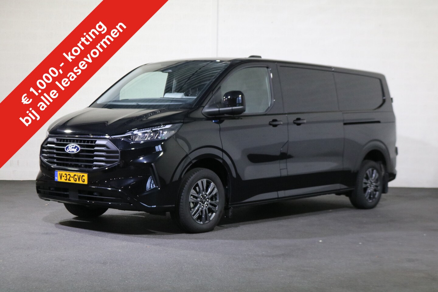 Ford Transit Custom - 2.0 TDci 136pk L2 H1 Limited Automaat 2x Schuifdeur - AutoWereld.nl