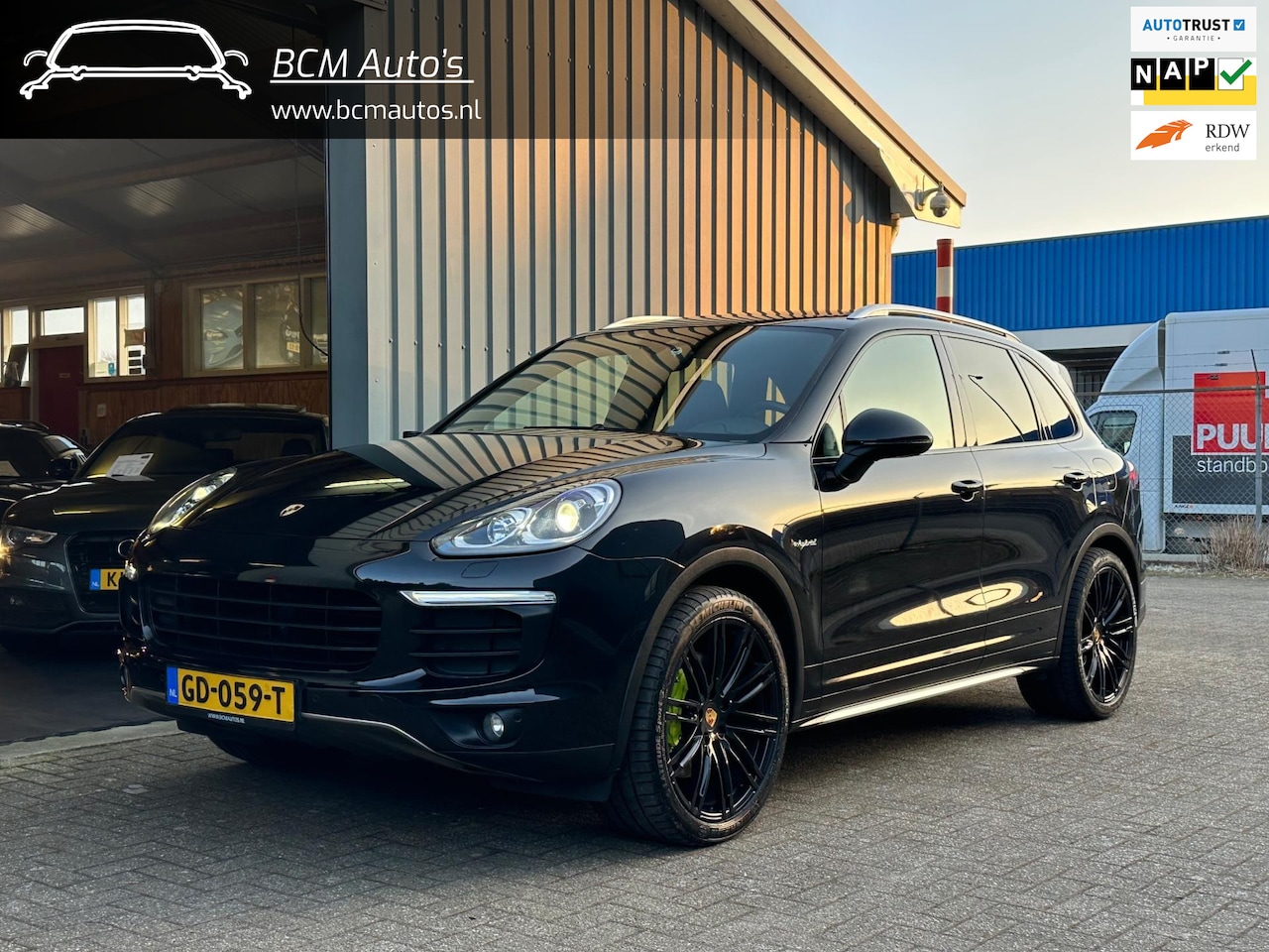 Porsche Cayenne - 3.0 S E-Hybrid |Pano|Luchtvering|Lane assist|Comfort Seats|21 inch|Bose|Dealer/garage| - AutoWereld.nl