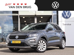 Volkswagen T-Roc - 1.0 TSI 115 pk Style | Navigatie | Adaptive Cruise | Trekhaak | PDC | Climatronic | 17'' L