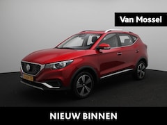 MG ZS - EV Luxury 45 kWh | 1e-Eigenaar | Navi | Panoramadak | Leder | Camera | Apple CarPlay |