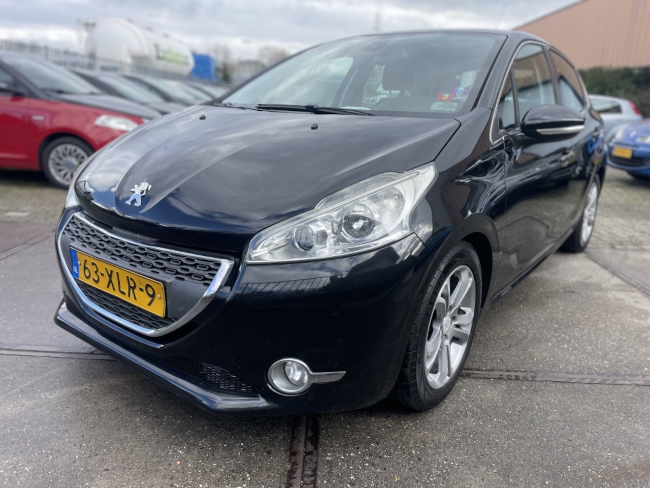 Peugeot 208 - 1.6 VTi Allure CLIMA!NAVI!NWE APK! - AutoWereld.nl