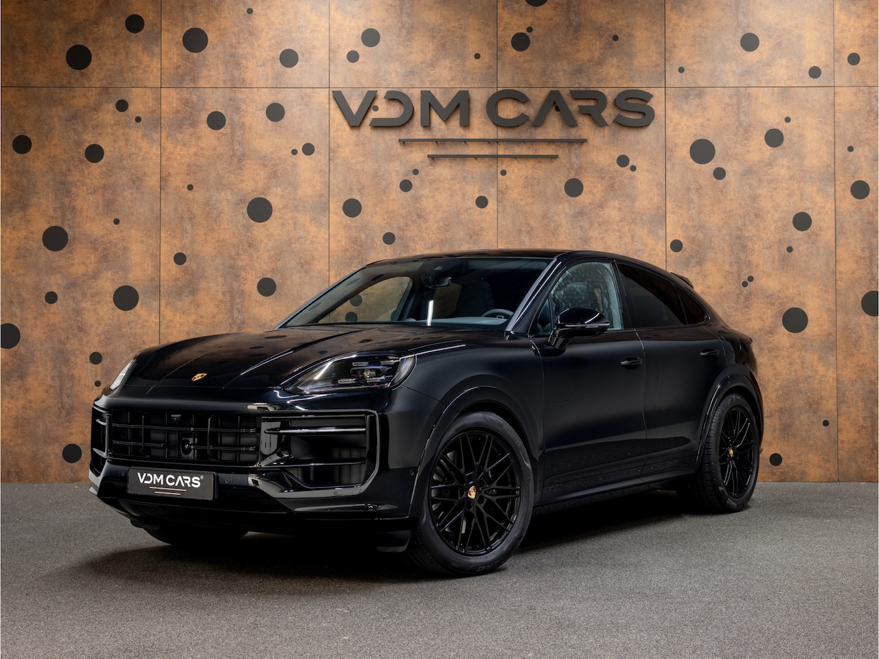 Porsche Cayenne Coupé - 3.0 E-Hybrid | Sport Design | Sportuitlaat | 18-weg | ACC | Achterasbesturing | - AutoWereld.nl