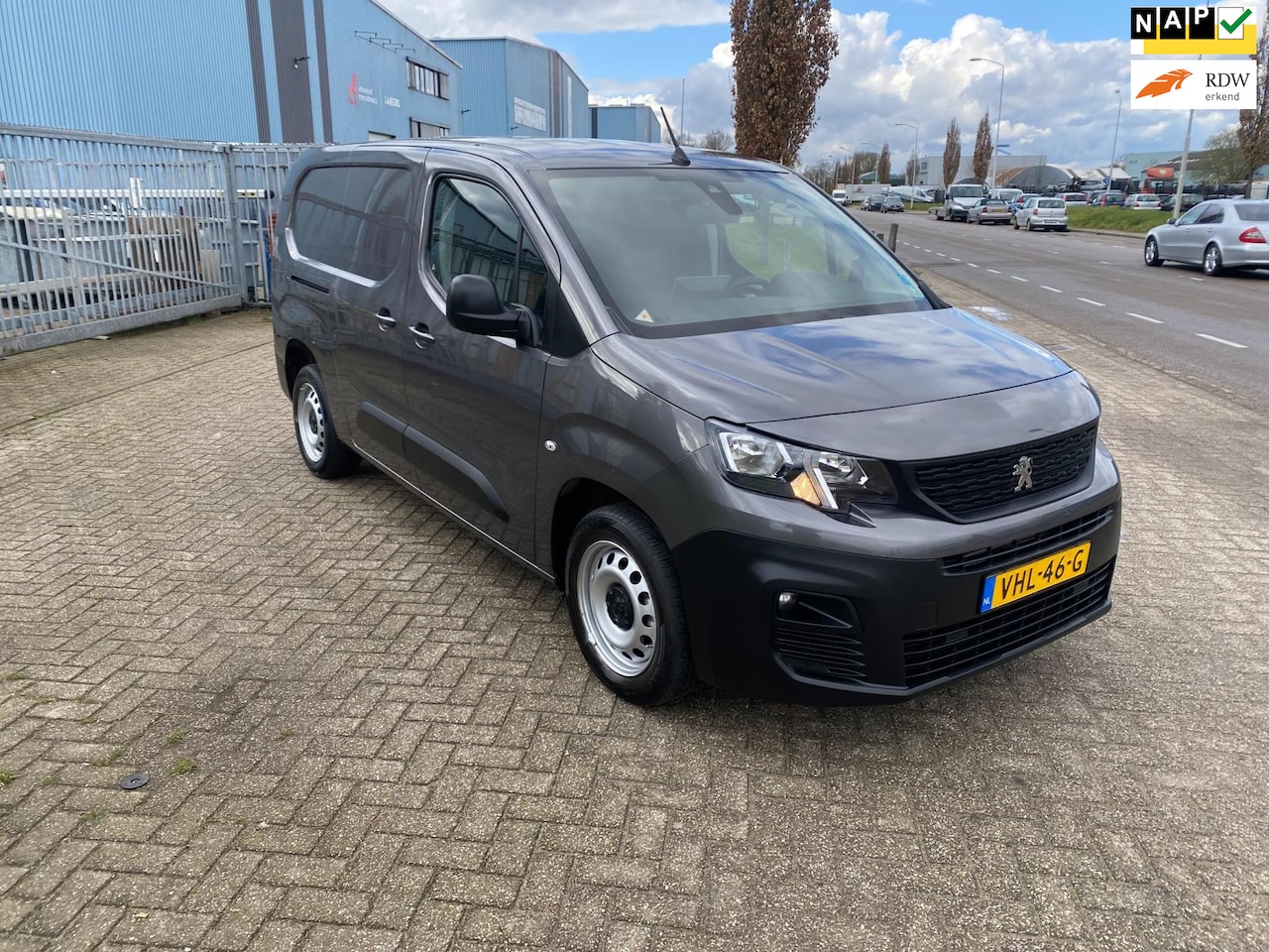 Peugeot Partner - 1.5 BlueHDI Premium Long 1.5 BlueHDI Premium Long - AutoWereld.nl