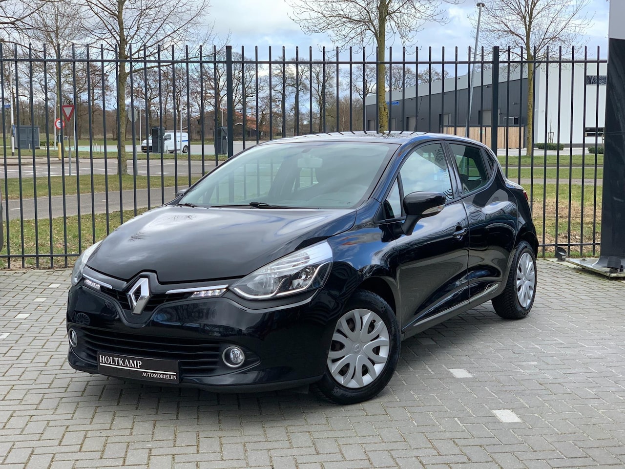 Renault Clio - 0.9 TCe Dynamique | CRUISE | AIRCO | BLEUTOOTH | NAVI - AutoWereld.nl