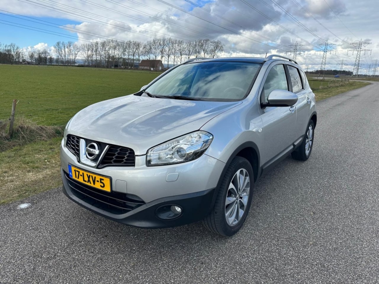 Nissan Qashqai - 2.0 Tekna PANORAMADAK | LEDER | CAMERA | OND BOEKJE ! - AutoWereld.nl