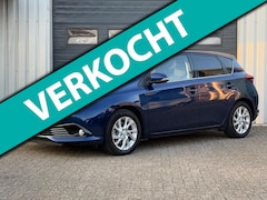 Toyota Auris - 1.8 Hybrid Dynamic 2e EIG / NAVI / PANO / CLIMA