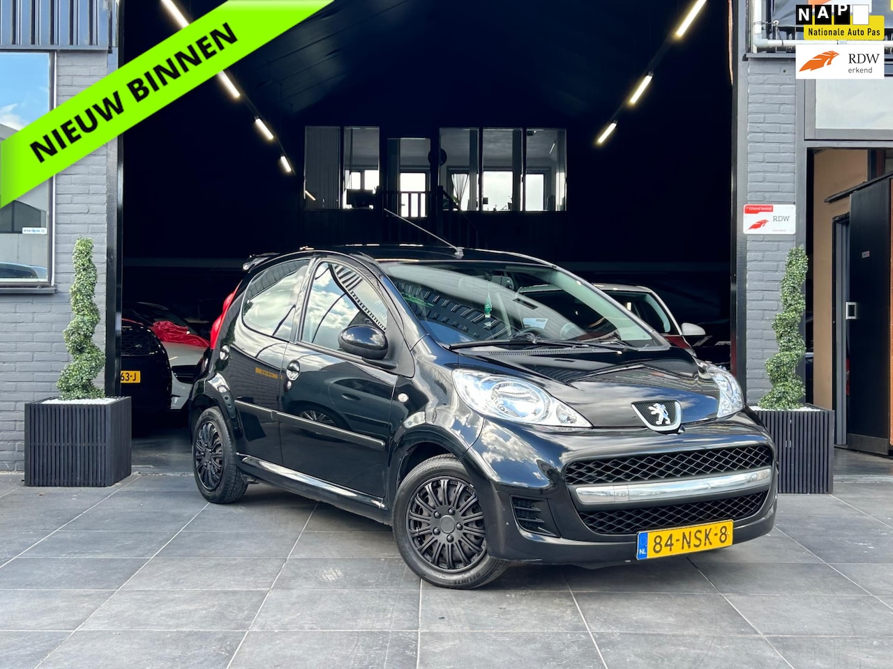 Peugeot 107 - 1.0-12V Millesim 200|Airco|El Ramen|Toerenteller| - AutoWereld.nl